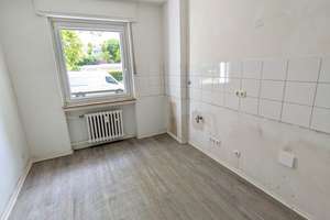 Die gefällt mir: Praktische 3-Zimmer-Wohnung mit großem Balkon und modernem Bad – Mintarder Weg 78, 40472 Unterrath, Düsseldorf – Vorschaubild 6