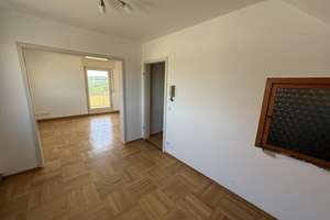TOLLE FELDRANDLAGE - ZWEIFAMILIENHAUS MIT AUSBAURESERVE – Die vollständige Adresse der Immobilie erhältst du vom Anbieter., 74078 Kirchhausen, Heilbronn – Vorschaubild 10