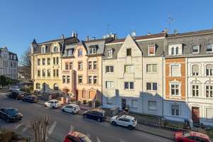 Stadtvilla in Anlehnung an einen Stadtpark – Die vollständige Adresse der Immobilie erhältst du vom Anbieter., 42277 Oberbarmen, Wuppertal – Vorschaubild 42