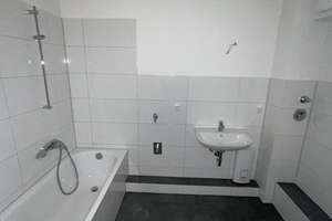 Schöne, Einzugsfertige Erdgeschosswohnung. 3-Zimmerwohnung in Duisburg- Beeck – Schuirkamp 14, 47139 Beeck, Duisburg – Vorschaubild 2