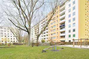 ProEigentum: 3-Zi-Whg. in Mü-Neuhausen, 84,3 m², Bad, Küche, Gäste-WC, Abstellraum, Balkon
