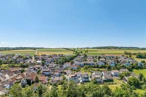 ROHDIAMANT MIT POTENZIAL: 2-Familienhaus mit angrenzender Scheune & eigenem Garten – Die vollständige Adresse der Immobilie erhältst du vom Anbieter., 71665 Vaihingen an der Enz – Vorschaubild 43