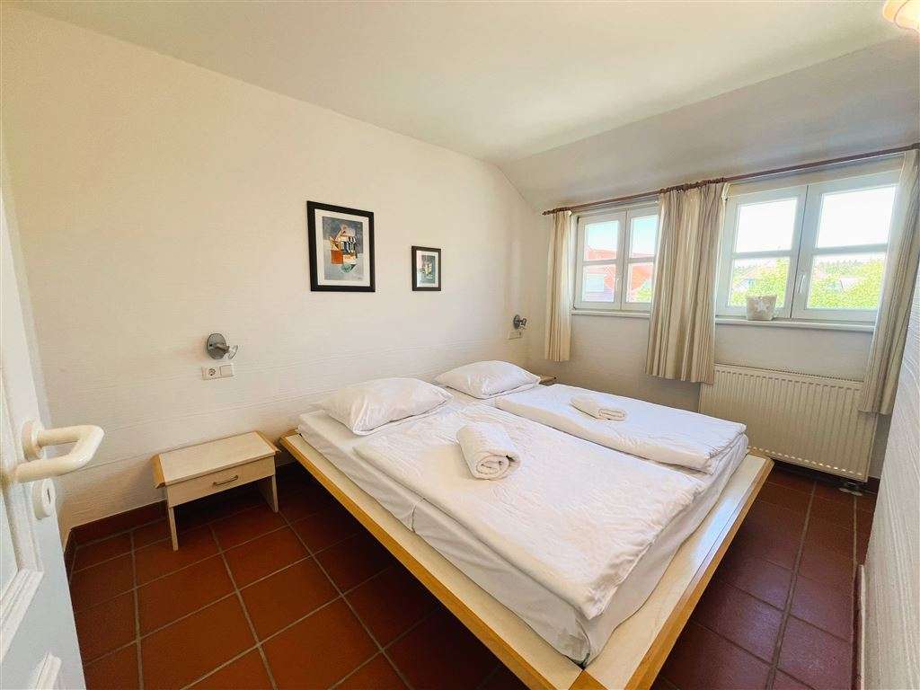 Immobilie in Dranske - Strandnah & ruhig an der Feldkante – beliebte 2-Zimmer-Wohnung in Top Lage - Bild 0