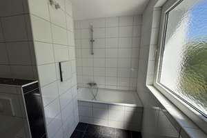leere 4-Zi. Wohnung in Wiesbaden-Delkenheim – Düsseldorfer Straße 4, 65205 Delkenheim, Wiesbaden – Vorschaubild 10