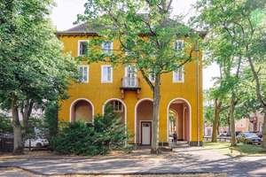 Dachgeschosswohnung mit Einbauküche in den Höfen // DG Rechts – Lönsstr. 4, 38440 Stadtmitte (Ortsteil), Wolfsburg – Vorschaubild 2