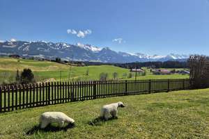Bergpanorama & Altbaucharme PUR - Traumhaftes Anwesen in Alleinlage von Ofterschwang im Oberallgäu – Die vollständige Adresse der Immobilie erhältst du vom Anbieter., 87527 Ofterschwang – Vorschaubild 5