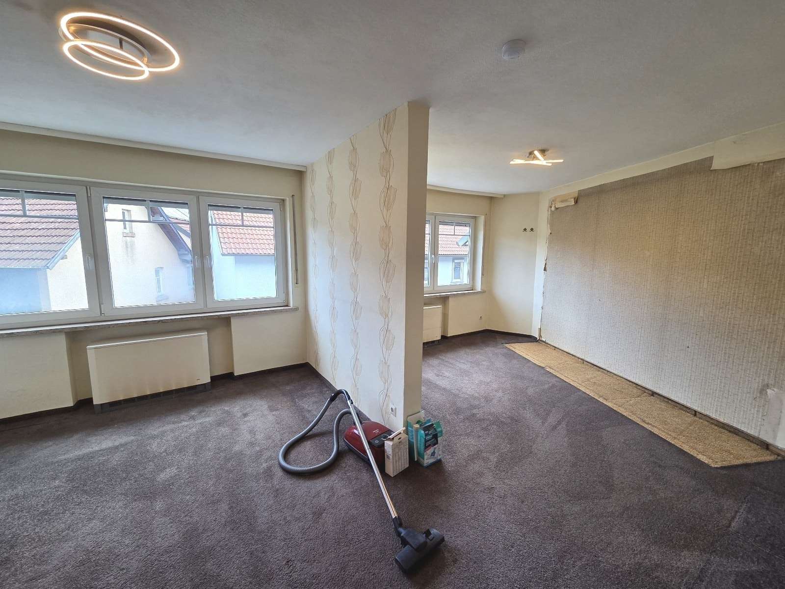 Immobilie in Maroldsweisach - *PREISREDUZIERUNG* Modernisiertes MFH inkl. Gewerbe mit Nebengebäude u. Garagen in zentraler Lage v - Bild 1