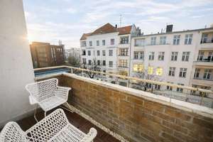 Bezugsfreier Pärchentraum mit sonnigem Balkon – Die vollständige Adresse der Immobilie erhältst du vom Anbieter., 10625 Charlottenburg, Berlin – Vorschaubild 1