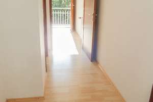 Neuperlach-Süd sehr ruhige 2 Zi-Wohnung mit Loggia für Selbsteinzug oder Kapitalanlage - frei – Curd-Jürgens-Str. 6, 81739 Altperlach, München – Vorschaubild 3