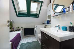 Attraktive 2-Zimmer Dachgeschosswohnung im Herzen Remscheids – Die vollständige Adresse der Immobilie erhältst du vom Anbieter., 42853 Stachelhausen, Remscheid – Vorschaubild 7