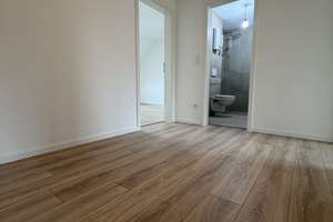 Kernsanierte 2-Zimmer Dachgeschosswohnung in Duisburg-Untermeiderich – Neustraße 11, 47137 Untermeiderich, Duisburg – Vorschaubild 3