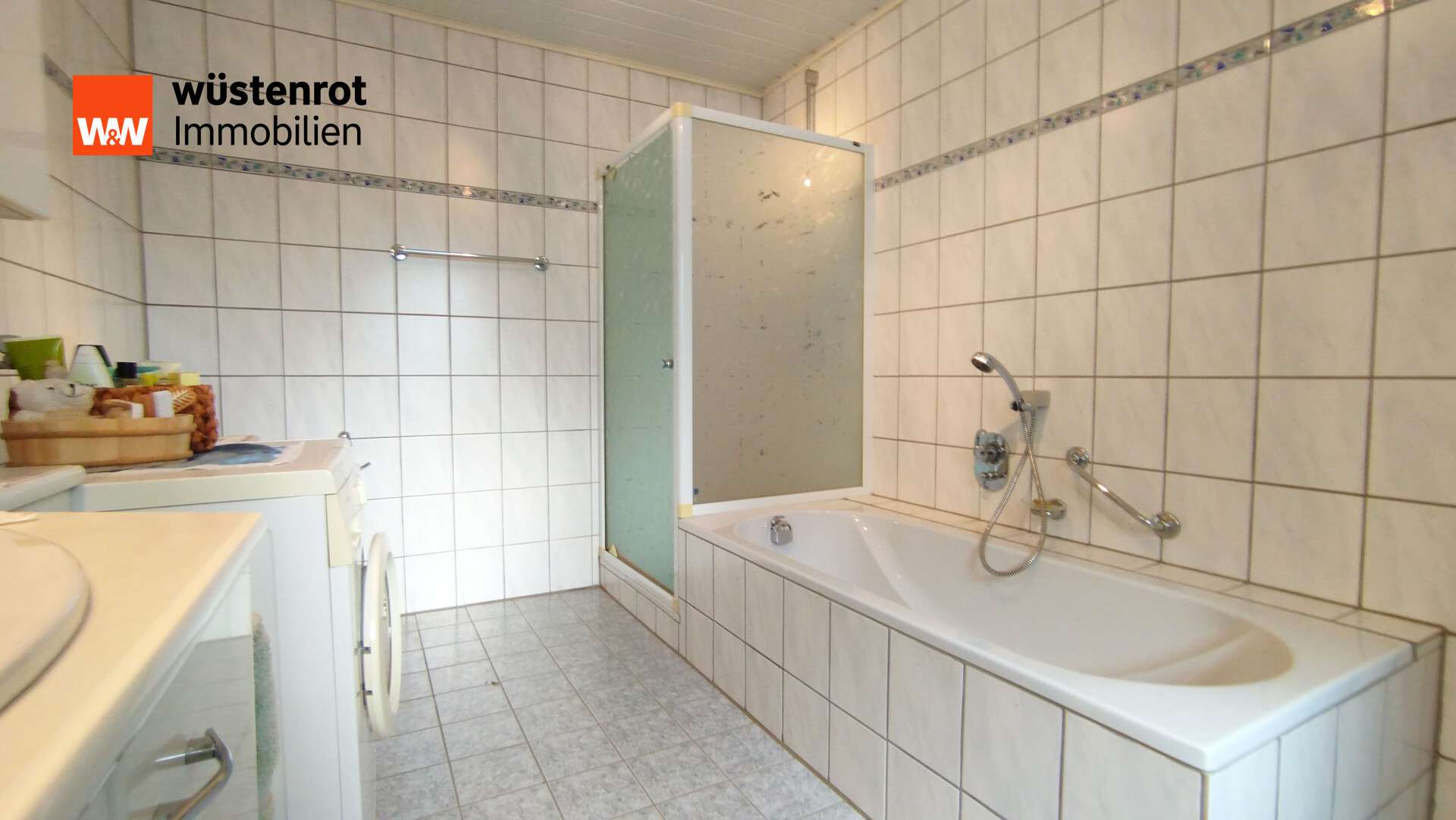 Immobilie in Kuhardt - Großes Einfamilienhaus mit Scheune & Baupotenzial – zentrales Grundstück mit Perspektive in Kuhardt - Bild 0