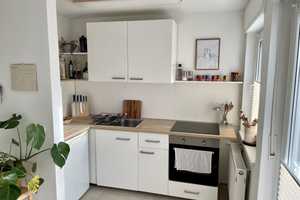 Stilvolle, vollständig renovierte 1-Zimmer-Wohnung mit Balkon und Einbauküche in Karlsruhe – Karlsruhe – Vorschaubild 4