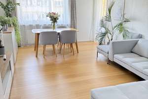 Lichtdurchflutete 74 m² Wohnung  Stuttgart West -  zwei Balkone 