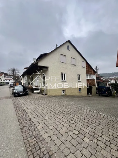 8Rm Multi-family House – Ostelsheim – fully rented