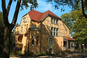 Bezugsfrei!! sonnige & großzügige 2-Zimmer-Wohnung mit Balkon in der Villa Kickelhayn – Sierksstraße 33, 1326 Loschwitz/Wachwitz, Dresden – Vorschaubild 1