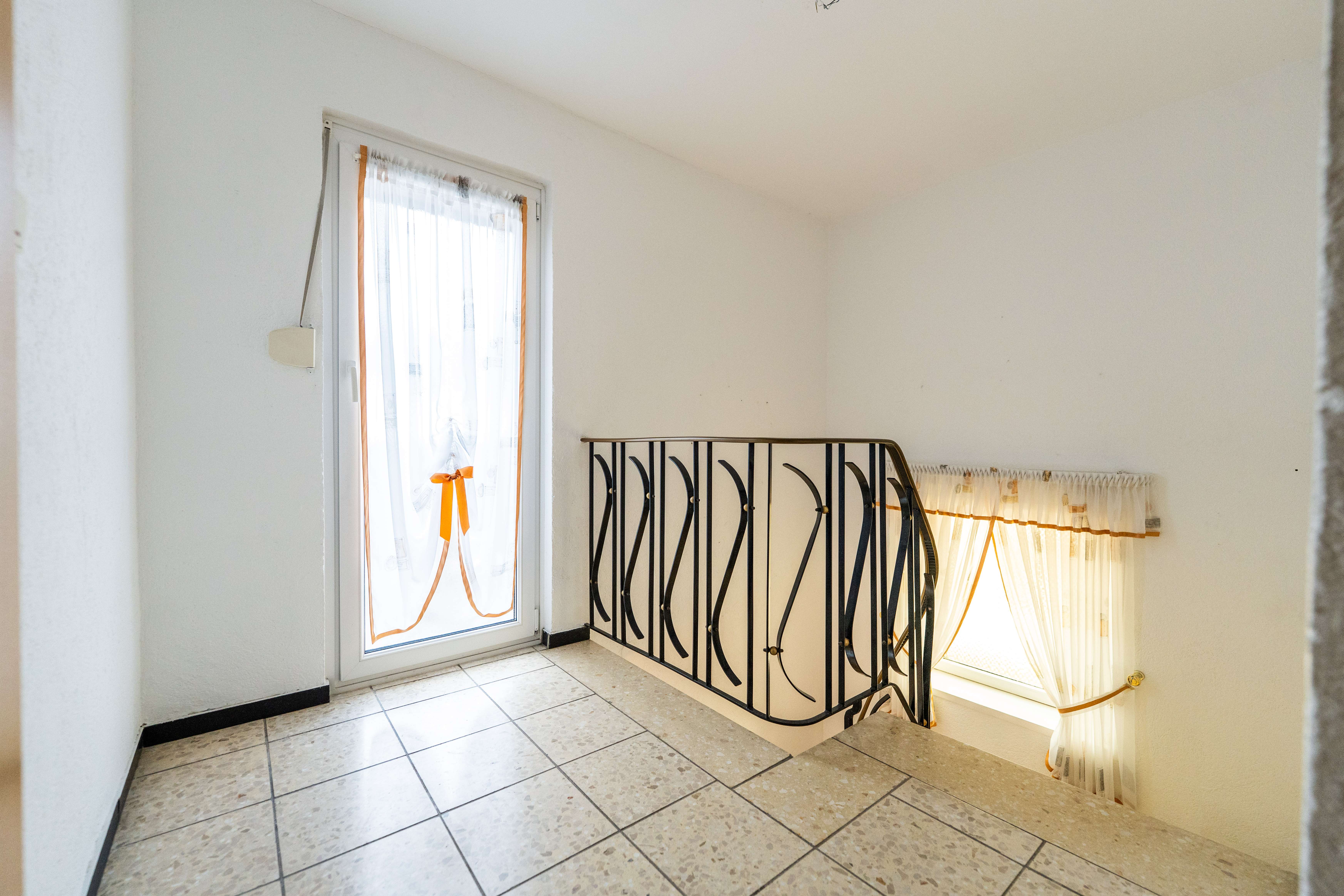 Immobilie in Koblenz - Einfamilienhaus mit Einbauküche in zentraler Lage von Koblenz-Arzheim - Bild 0