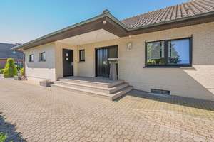 Viel Platz für die ganze Familie - saniertes Zuhause mit hochwertiger Ausstattung – Die vollständige Adresse der Immobilie erhältst du vom Anbieter., 49451 Holdorf – Vorschaubild 2