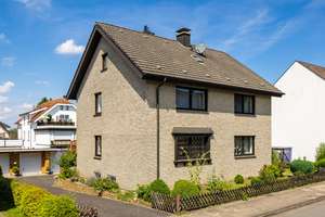Gepflegtes Einfamilienhaus in beliebter Lage! – Die vollständige Adresse der Immobilie erhältst du vom Anbieter., 33611 Schildesche, Bielefeld – Vorschaubild 2
