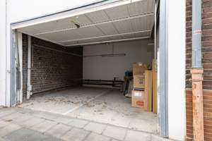 Rheinnahes Mehrparteienhaus mit Entwicklungspotenzial und freier Gewerbeeinheit – Die vollständige Adresse der Immobilie erhältst du vom Anbieter., 50999 Weiß, Köln – Vorschaubild 38