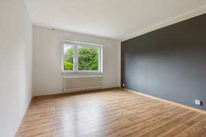 Sofort verfügbare 4-Zimmer-Wohnung im Erdgeschoss – Hamburg – Vorschaubild 8