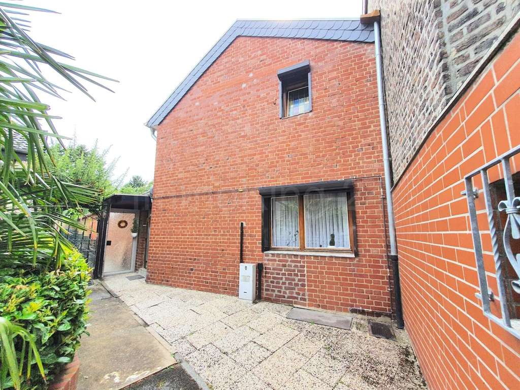 Immobilie in Eschweiler - ++ EINFAMILIENHAUS + GARTEN IN GUTER LAGE! VIELE MODERNISIERUNGEN!! ++ - Bild 2