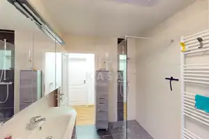 VERKAUFT! Komfortabler Bungalow mit großzügigem Grundstück, Garagen und Carports! – Leer (Kreis) – Vorschaubild 11