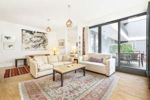 Chausseestraße, Mitte: 2-Zimmer-Neubauwohnung, große Terrasse, Stellplatz, hochwertige Ausstattung – Chausseestraße 37, 10115 Mitte (Ortsteil), Berlin – Vorschaubild 1