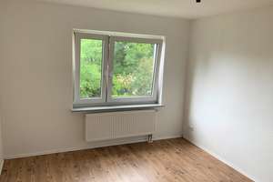 ++ KUSCHELIG NAHE ALLEE-CENTER ++ – Waldstr. 4 1. OG rechts, 42853 Scheid, Remscheid – Vorschaubild 3