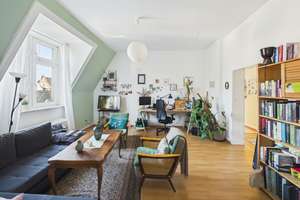 Charmante, lichtdurchflutete Drei-Zimmer-Altbauwohnung in zentraler Lage von Wiesbaden – Die vollständige Adresse der Immobilie erhältst du vom Anbieter., 65193 Mitte, Wiesbaden – Vorschaubild 1
