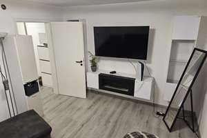 Geschmackvolle Hochparterre-Wohnung mit zweieinhalb Zimmern sowie Balkon und EBK in Fürth – Voltastraße 16, 90766 Hardhöhe, Fürth – Vorschaubild 5