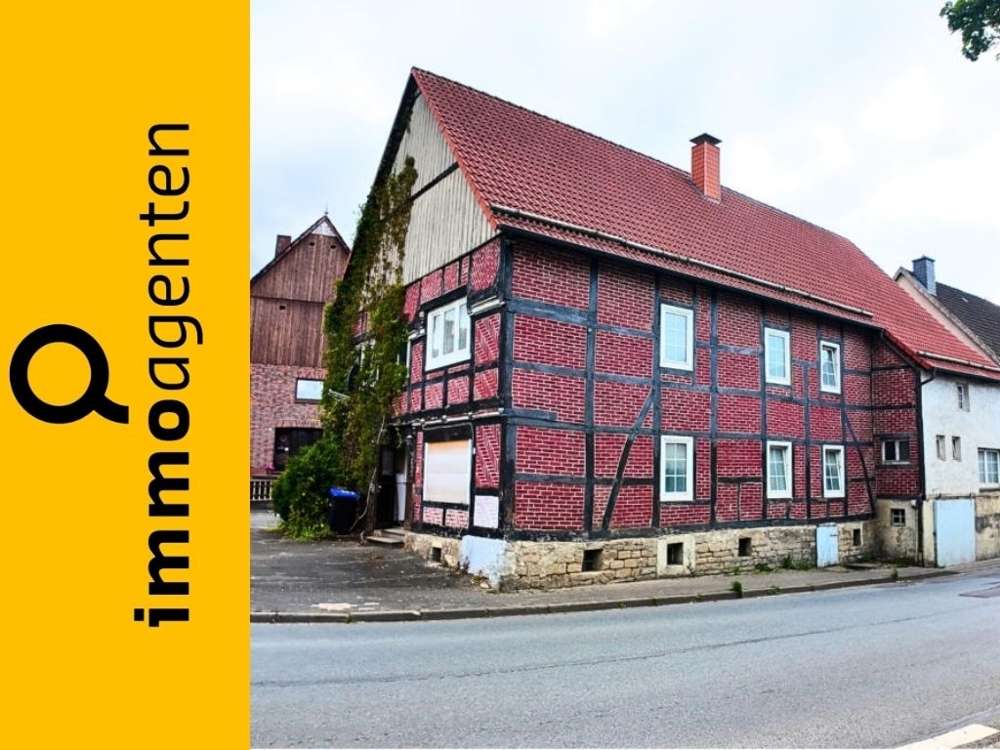 Vielseitiges Wohnhaus mit Ausbaureserve – attraktiv für Investoren oder große Familien, Höxter Kreis – Bild 1