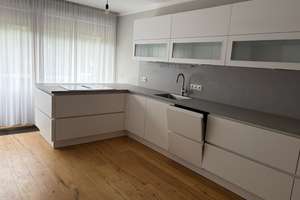 In beliebter Wilhem-Busch-Siedlung, Großzügige 2-Zimmer-Wohnung mit Garten, Kamin & hochwertiger EBK – Wilhelm-Busch-Weg 25, 28329 Sebaldsbrück, Bremen – Vorschaubild 5