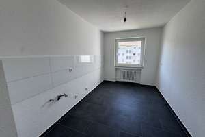 Geräumige 2 Zimmerwohnung mit Balkon - frisch saniert!! – Gerhart-Hauptmann-Straße 2, 47226 Rheinhausen-Mitte, Duisburg – Vorschaubild 4