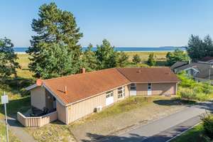 Wunderschönes Ferienhaus mit Pool und Sauna am Priwall / Travemünde – mit Meerblick!