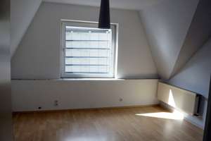 2 Fam.-Haus (142 m² und 70 m²) mit Garten und Garage in Essen-Steele, Nähe Grendplatz – Die vollständige Adresse der Immobilie erhältst du vom Anbieter., 45276 Steele, Essen – Vorschaubild 6