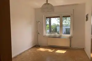Ruhig gelegene Doppelhaushälfte inmitten von Wiesen und Feldern in Alleinlage – Nienburg (Weser) (Kreis) – Vorschaubild 5