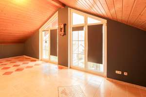 Modernes Einfamilienhaus in ruhiger Nebenstraße von Sankt Wolfgang – 5 Zimmer, PV-Anlage, Wärmepumpe – Die vollständige Adresse der Immobilie erhältst du vom Anbieter., 84427 Sankt Wolfgang – Vorschaubild 3