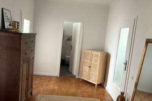 Großzügige 3-Zimmer-Wohnung mit 2 Balkonen, Eichenparkett und hochwertiger Einbauküche in Schwachhau – Busestraße 77, 28213 Neu-Schwachhausen, Bremen – Vorschaubild 4