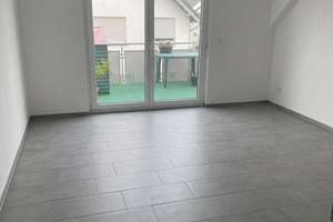 3-Zimmer-Wohnung in zentraler Lage von Laichingen – Die vollständige Adresse der Immobilie erhältst du vom Anbieter., 89150 Laichingen – Vorschaubild 2