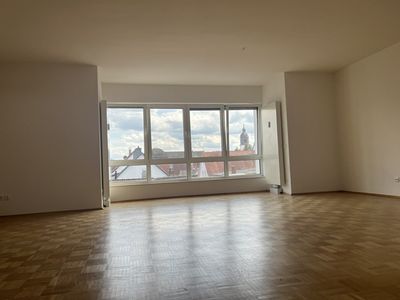 Pfungstadt moderne Dachgeschosswohnung über 2 Etagen.