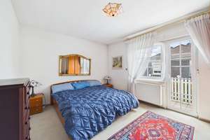 Ein Zuhause mit wahrem Charakter: Großzügiges Familiendomizil mit Gartenidylle mitten in Wiesbaden – Die vollständige Adresse der Immobilie erhältst du vom Anbieter., 65193 Sonnenberg, Wiesbaden – Vorschaubild 13