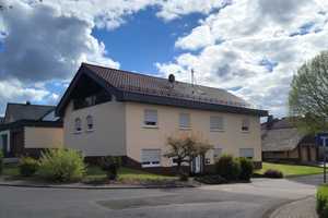 Gepflegtes und solides Dreifamilien-Wohnhaus in Nomborn – Westerwaldkreis – Vorschaubild 1