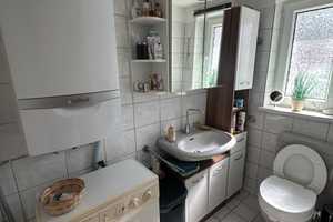 "Klein & Fein- vielleicht bald Dein" Kleines Einfamilienhaus in Hofschaft Lindenhof in SG- Höhscheid – Lindenhof 18, 42657 Solingen – Vorschaubild 4
