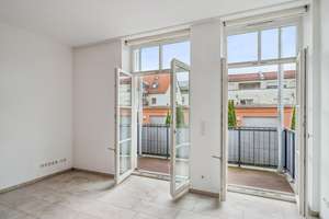 Neuwertige 1,5-Zimmer-Eigentumswohnung mit Balkon im Hochparterre in zentraler Lage Ingolstadts – Die vollständige Adresse der Immobilie erhältst du vom Anbieter., 85049 Mitte, Ingolstadt – Vorschaubild 4