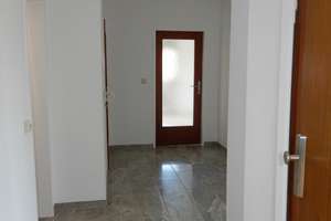 Alltagstaugliche 3,5-Zimmer-Wohnung in Sindelfingen sofort zu vermieten – Neckarstraße 6, 71065 Sindelfingen – Vorschaubild 3
