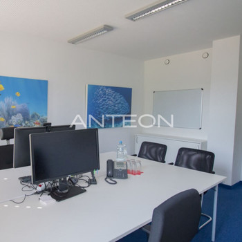 Portobello Office | Direkte Nähe zum Landtag | Doppel-/Hohlraumboden