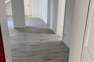 Erstbezug nach Sanierung: 3-Zi.-Dachgeschosswohnung in Misburg-Nord – Hinter der Alten Burg 4, 30629 Misburg-Nord, Hannover – Vorschaubild 2