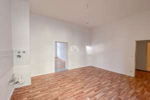GROßZÜGIGE UND KLASSISCH SCHÖNE ALTBAUWOHNUNG MIT TOLLEM BLICK! RUHIG GELEGEN! PROVISIONSFREI! – Wilsnacker Straße 63, 10559 Moabit, Berlin – Vorschaubild 8