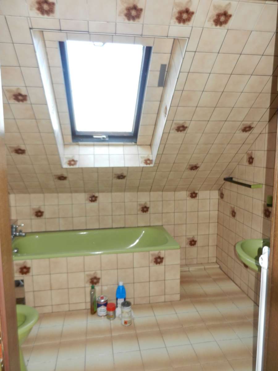 Immobilie in Hahnstätten - Herrliche Lage und Ausblick - Großes Einfamilienhaus in bevorzugter Ortsrandlage - Bild 0